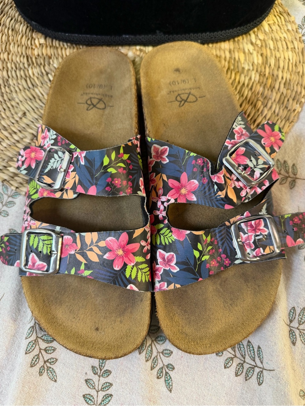 Women’s Floral Double-Buckle Slide Sandals - Black with Pink Flowers